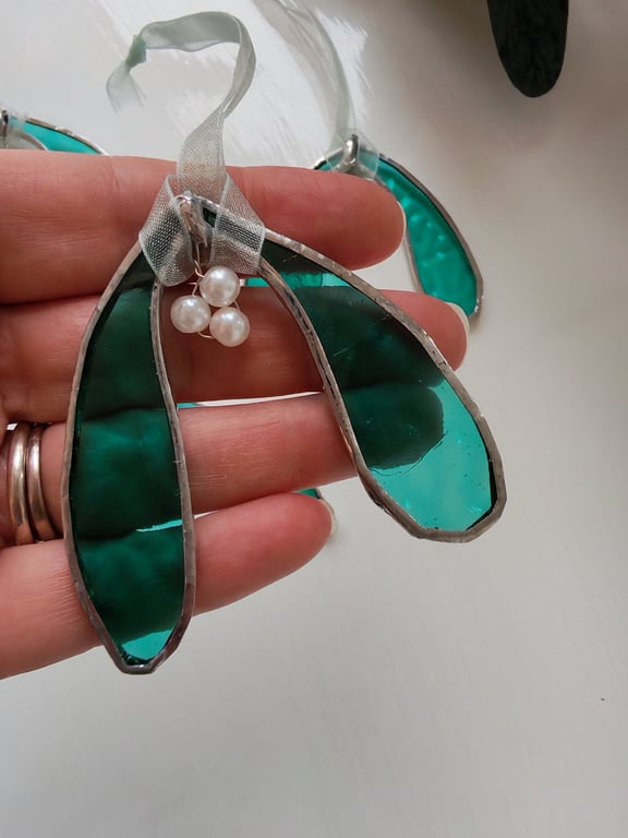Stained glass Mistletoe 