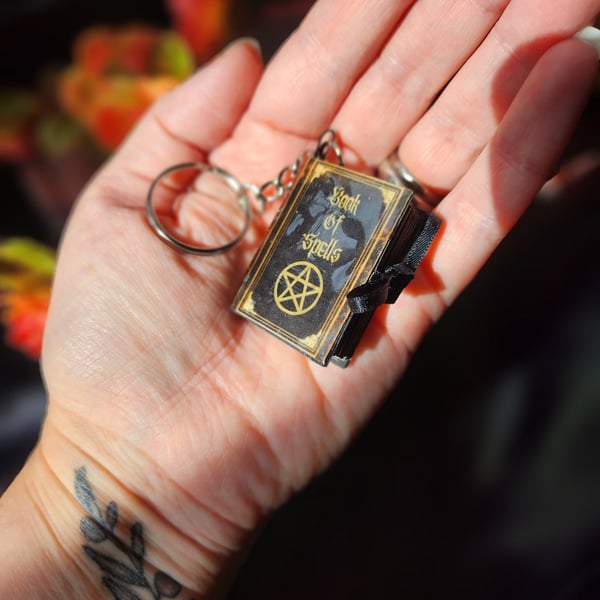 Miniature grimoire keyring, miniature spell book, miniature gift, witch gift