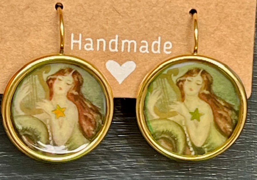 Vintage mermaid gold and resin earrings