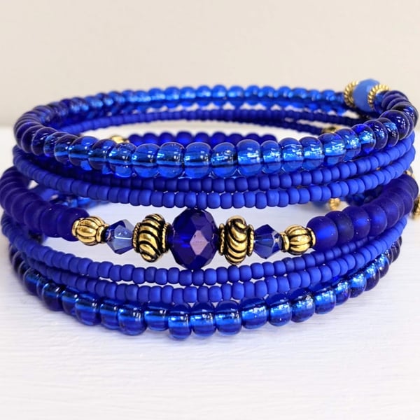 Memory Wire Seed Beaded Bracelet in Cobalt Blue and Gold