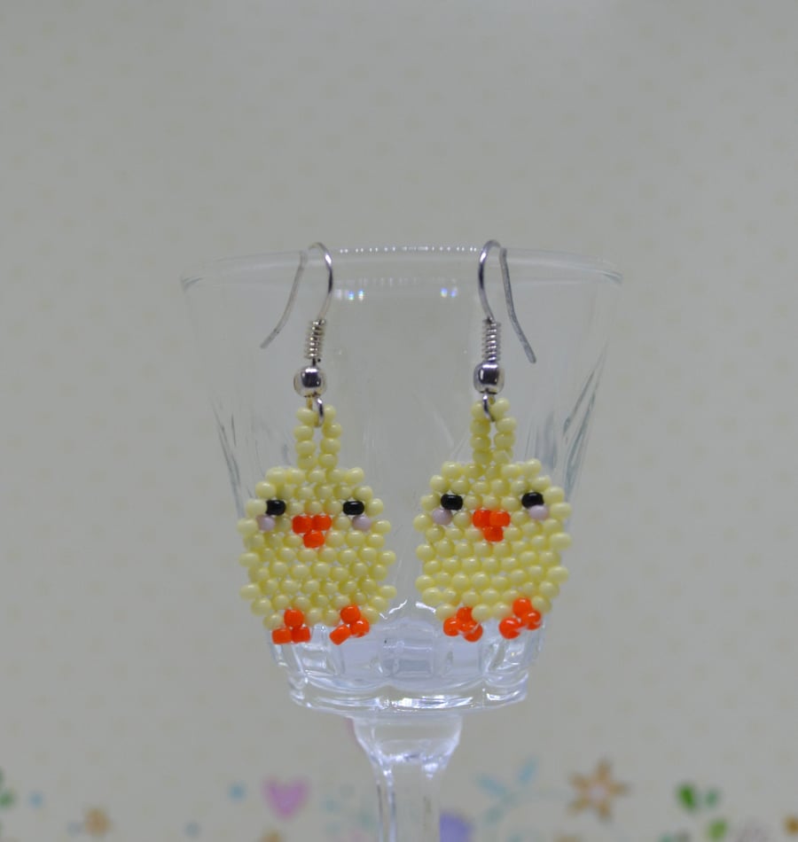 Easter Chick Beadwork Earrings (1)