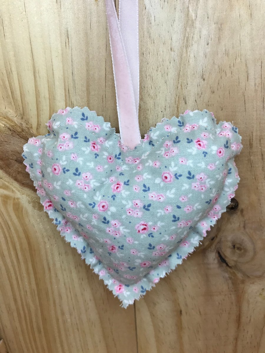 Fabric Heart. (176)