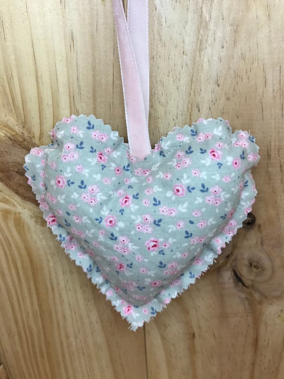 Fabric Heart. (176)
