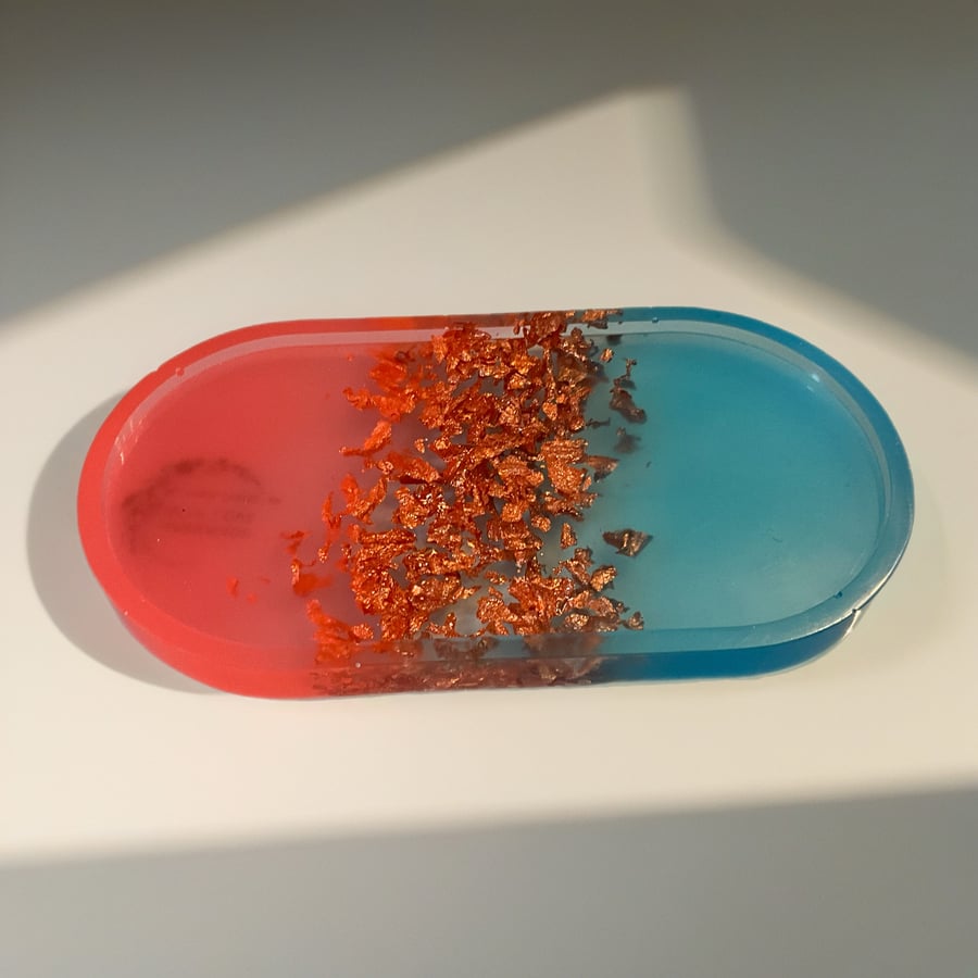 Handmade Resin Trinket Tray – Pink & Blue Oval Dish with Copper Leaf