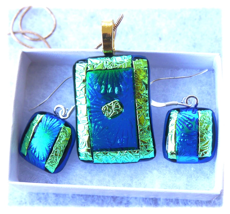 Dichroic Glass Pendant Earring Set 091 Teal Blue with Gold Plated Chain