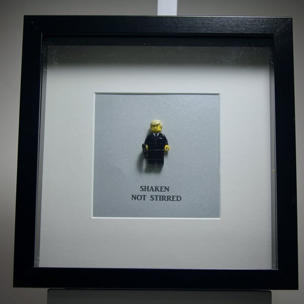 James Bond 007 - Shaken not stirred custom mini Figure frame