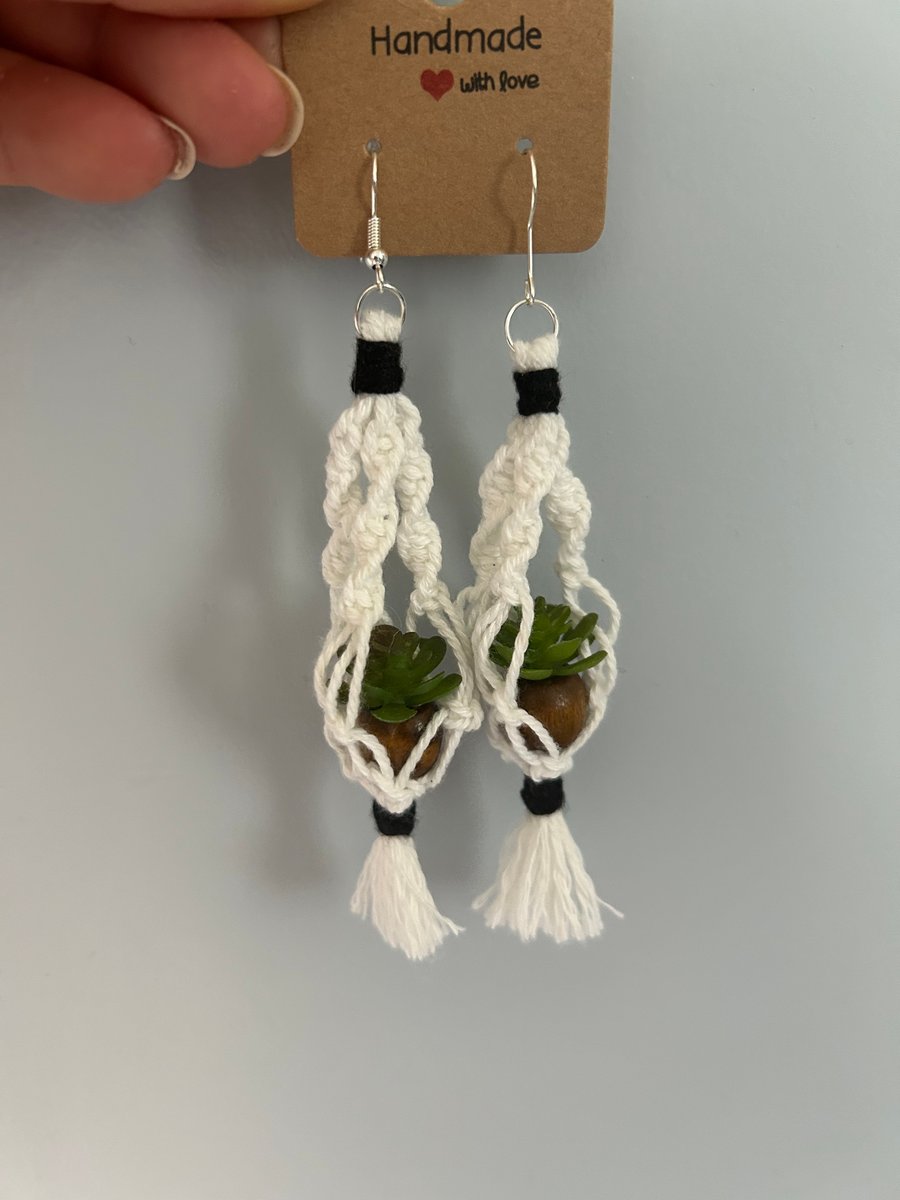 Mini macrame plant hanger earrings