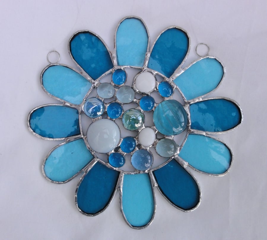 Stained Glass Bead Daisy Suncatcher - Turquoise
