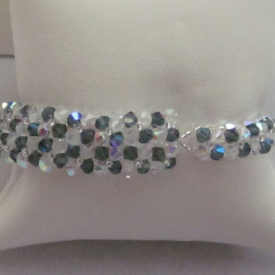 Crystal bead bracelet (69)