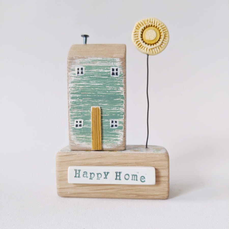 Little House with Clay Sunshine 'Happy Home'