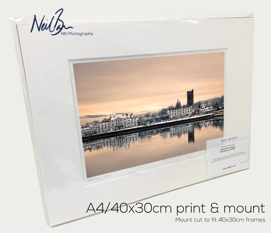 Inveraray, Argyll on a winters day, Scotland - A4 (40x30cm) Unframed Print