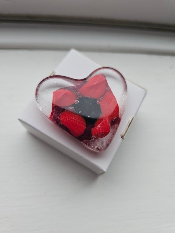 Fused Glass Pocket Heart - poppy