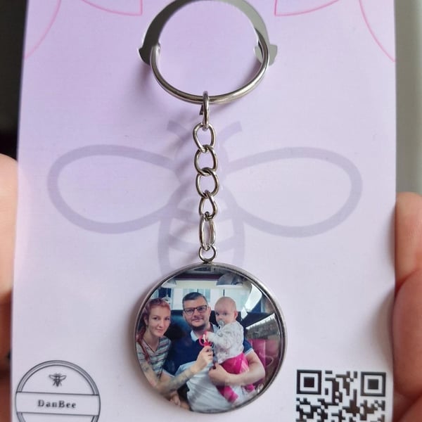 Personalized Photo Keyring 30 mm Custom Metal Keychain Gift