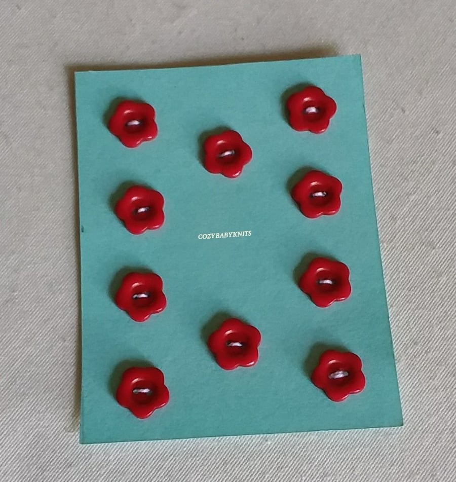 13MM RED FLOWER BUTTONS WITH TWO HOLES FOR ATTACHING 