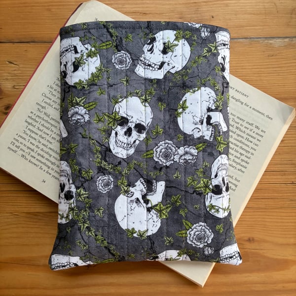 Skulls And Ivy Print Quilted Fabric Book Sleeve - Paperback Size