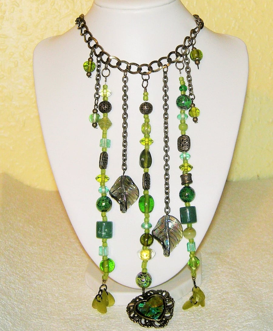 Green Beaded Necklace 