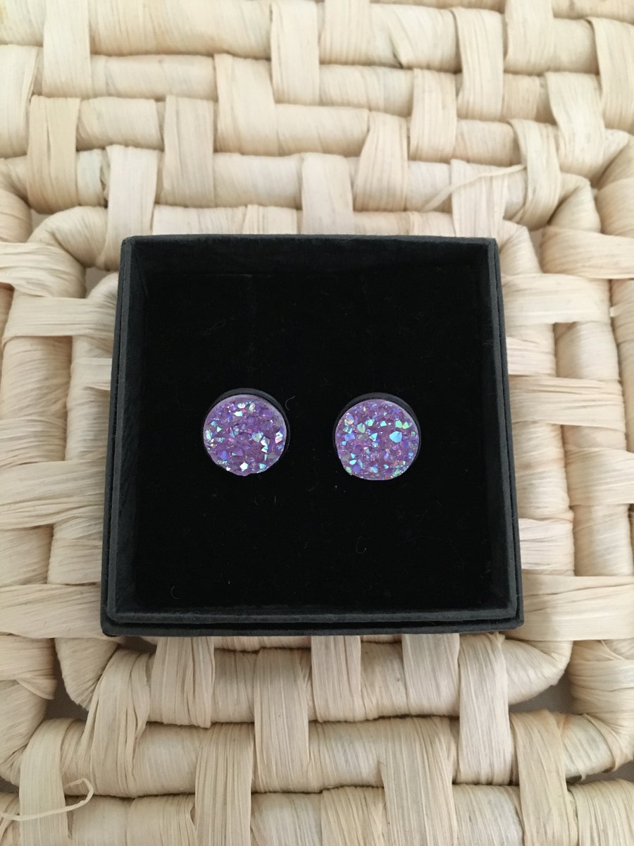 Sparkling Resin Druzy Ear Studs in Lilac