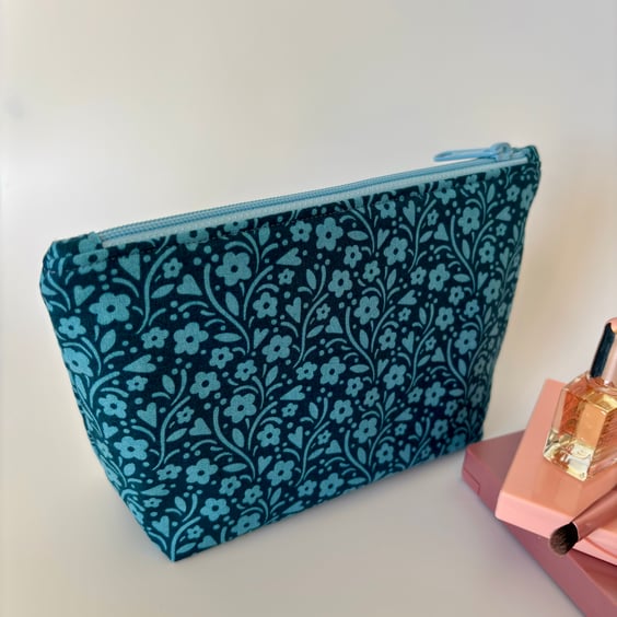 Make up bag, small toiletry bag, water resistant lining, in blue floral design