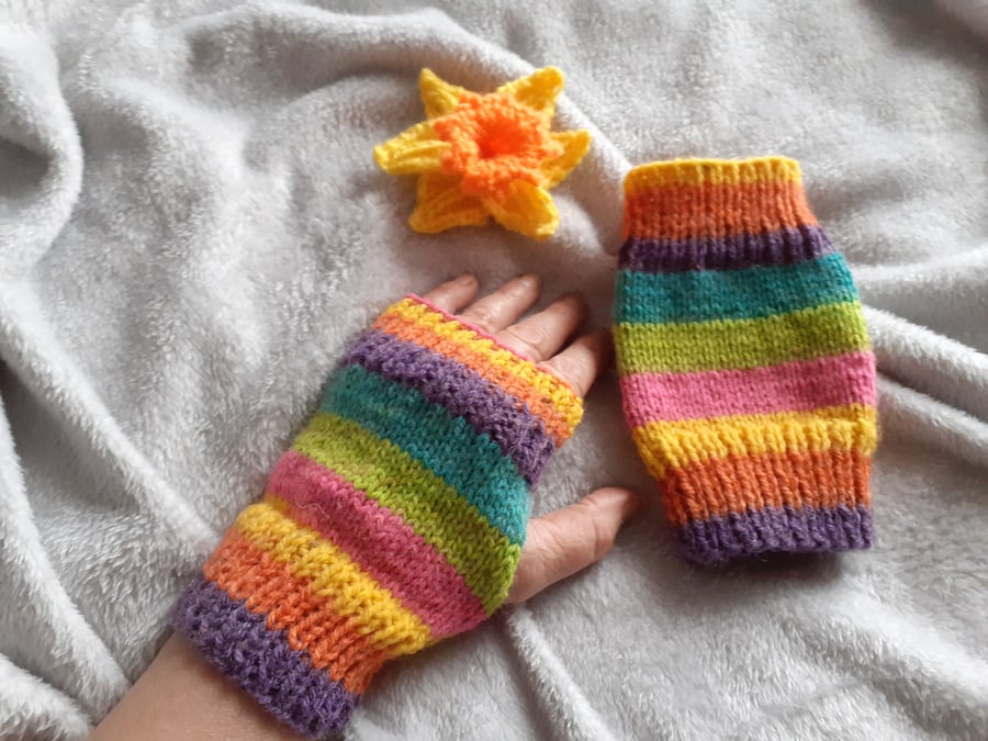 FINGERLESS gloves, wristwarmers