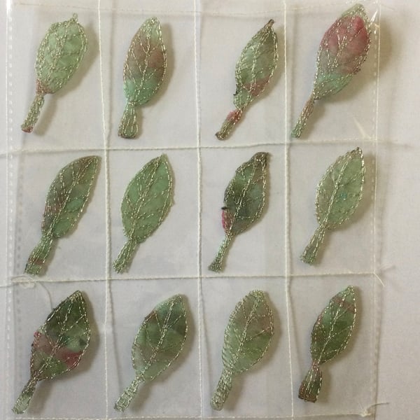 12 Free Motion Embroidery Leaf Embellishments Card Making 