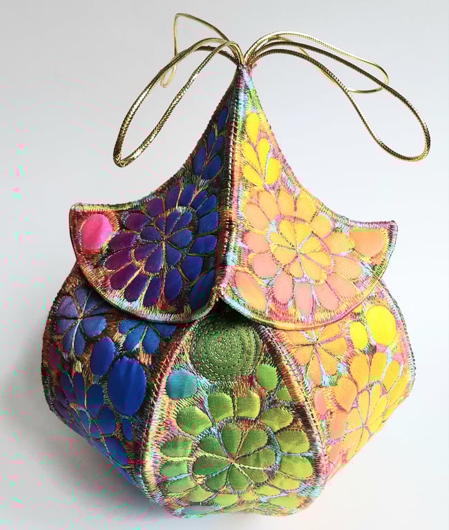 Lidded Box Textile Vessel 3D with Free Machine Embroidery 