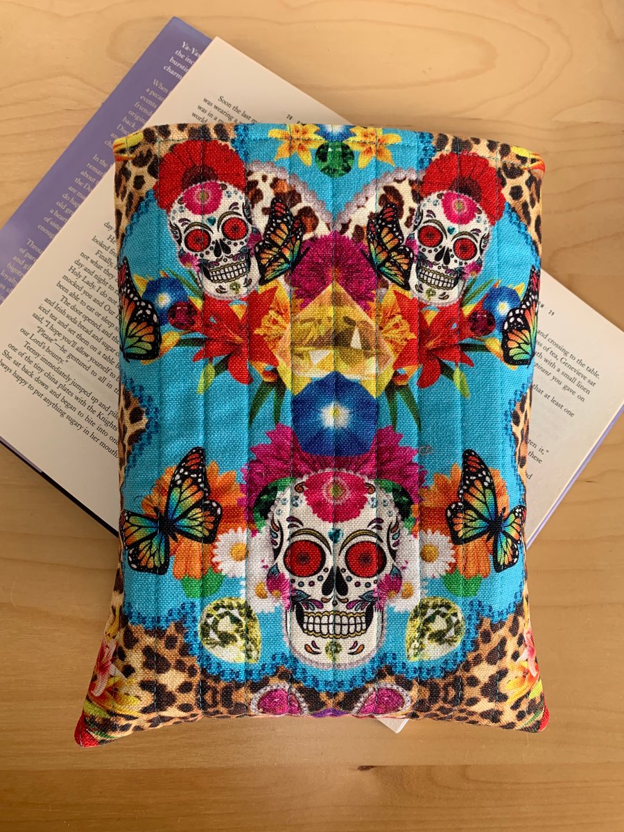Day Of The Dead Skulls Fabric Print Quilted Book Sleeve - Hardback Book