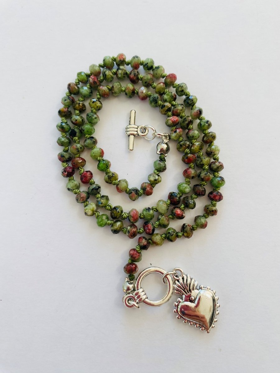 Green fire agate hand knotted beaded necklace 