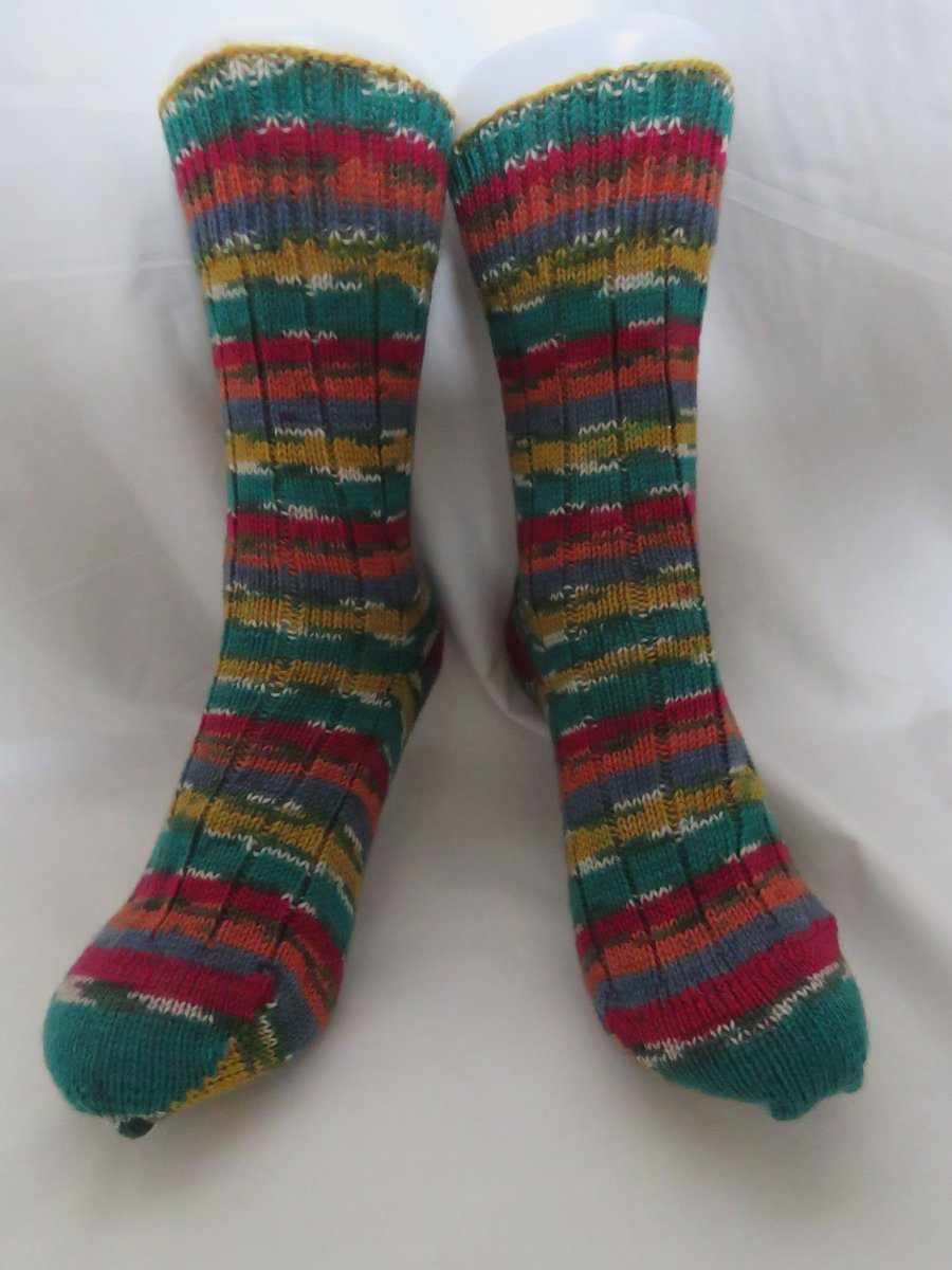 Hand-cranked Knitted Ribbed Wool Socks Size 4 to 5