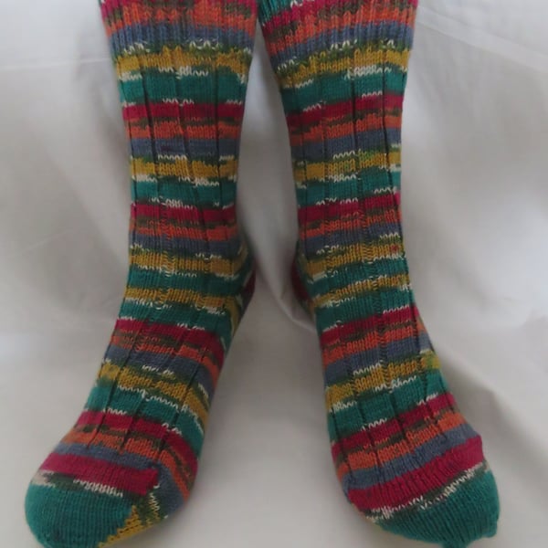 Hand-cranked Knitted Ribbed Wool Socks Size 4 to 5
