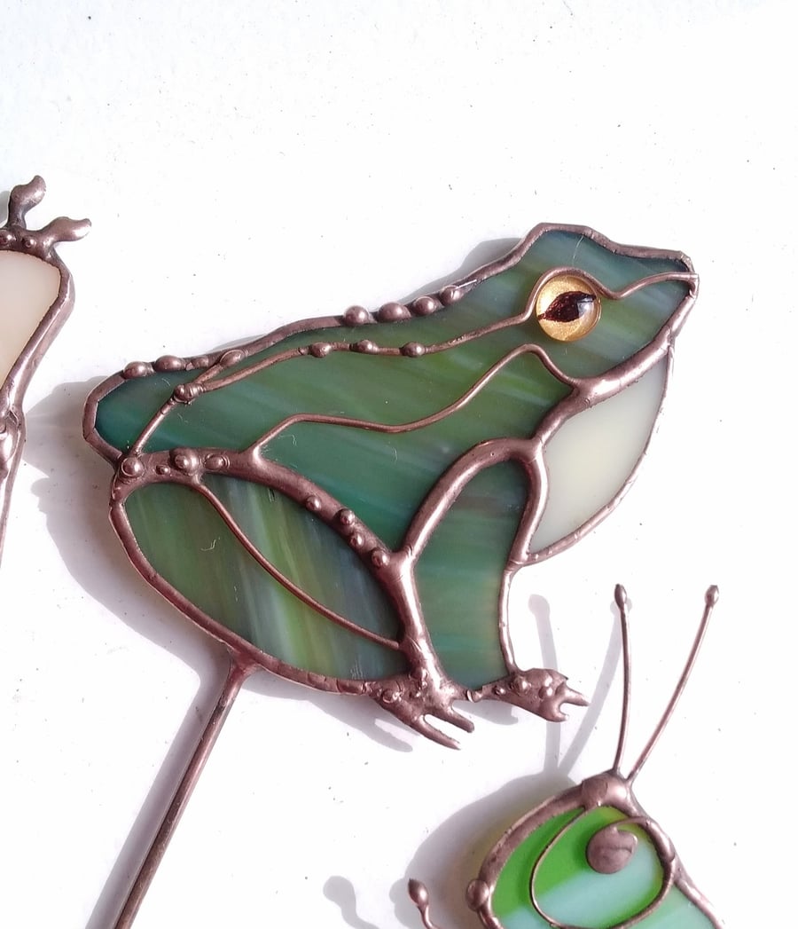 Stained Glass Frog Plant Decoration - handmade in Hampshire