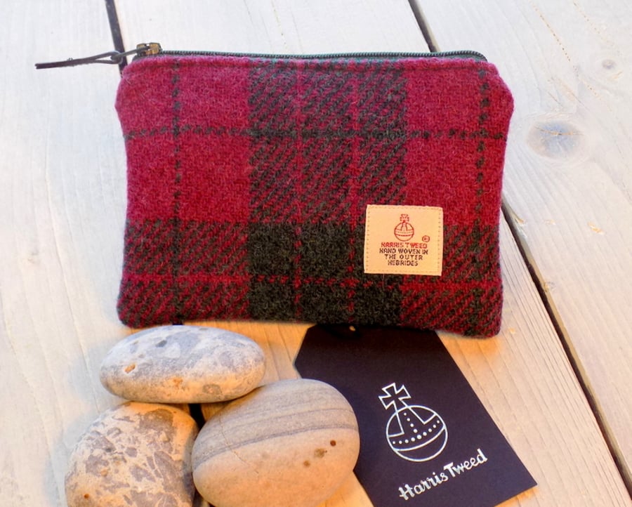 Harris Tweed large coin purse. Tartan weave in cranberry red and forest green
