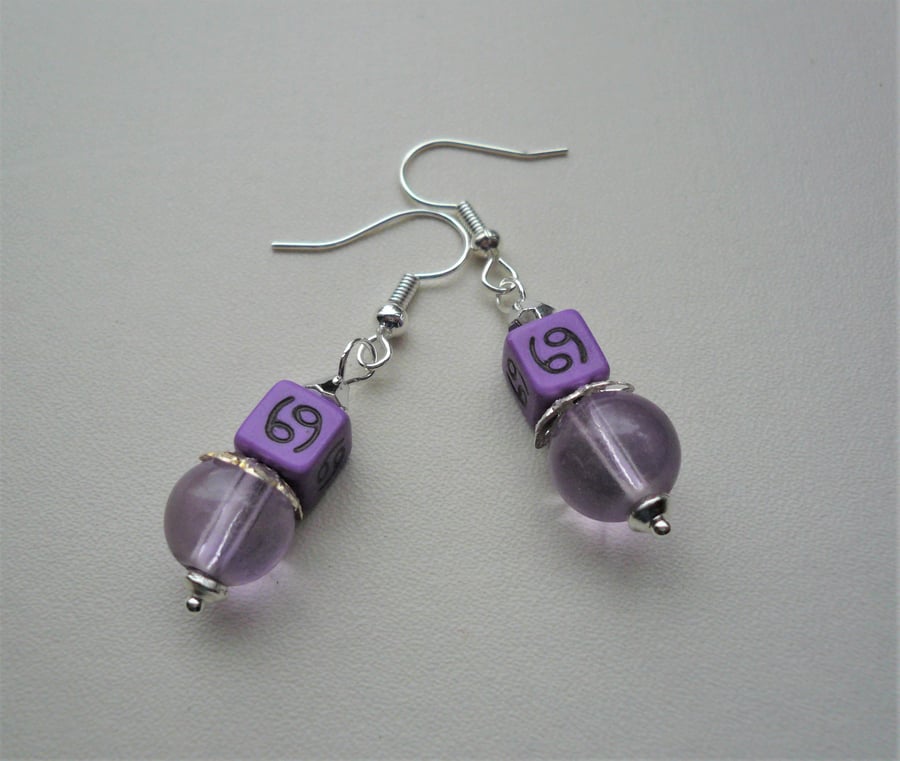 Purple CANCER Zodiac Sign Dangle Glass Acrylic Cube Bead Earrings   KCJ3975