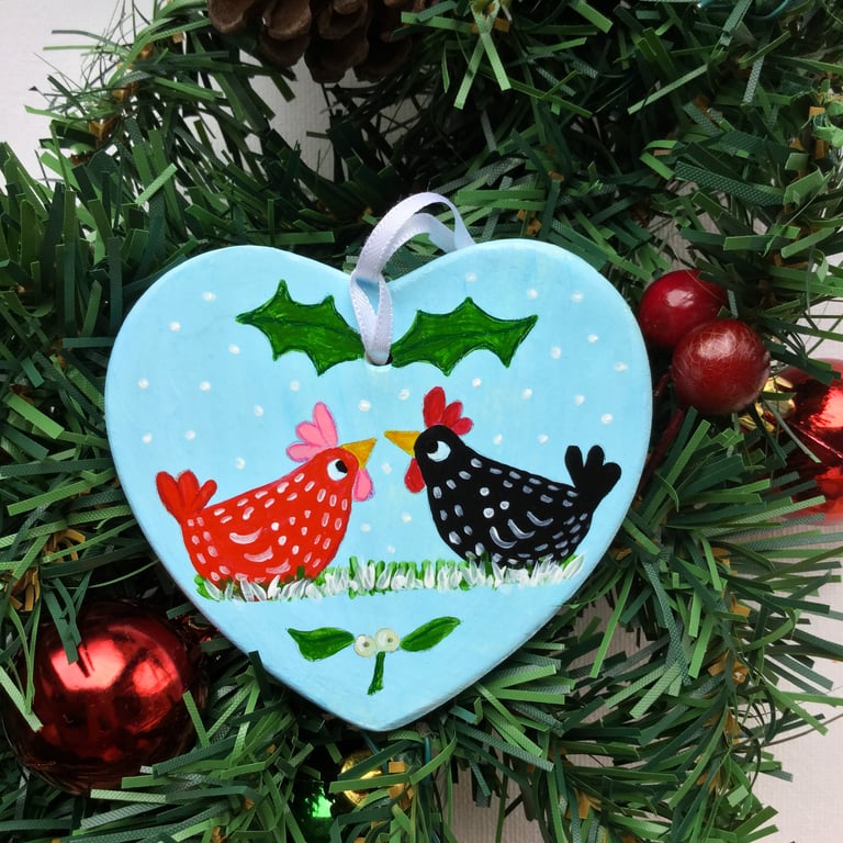 Hanging heart Christmas decoration Chatting chickens.