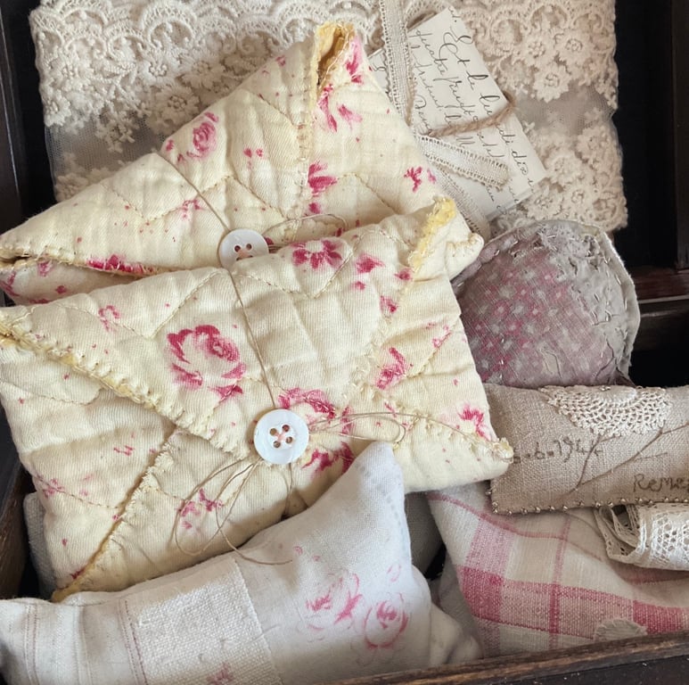  Vintage Quilt Envelope with lavender filled hearts