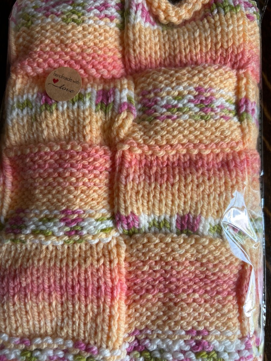 Beautiful Baby Blanket handknitted in Hayfield Baby Blossom chunky wool