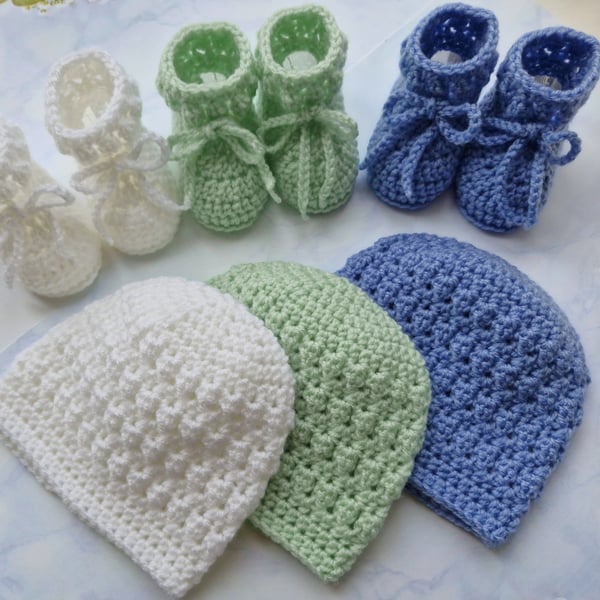 Handmade Crochet Baby Hat and Booties Set – Newborn Gift