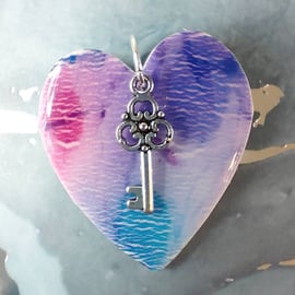 Large Valentine Heart Pendant With Key Charm