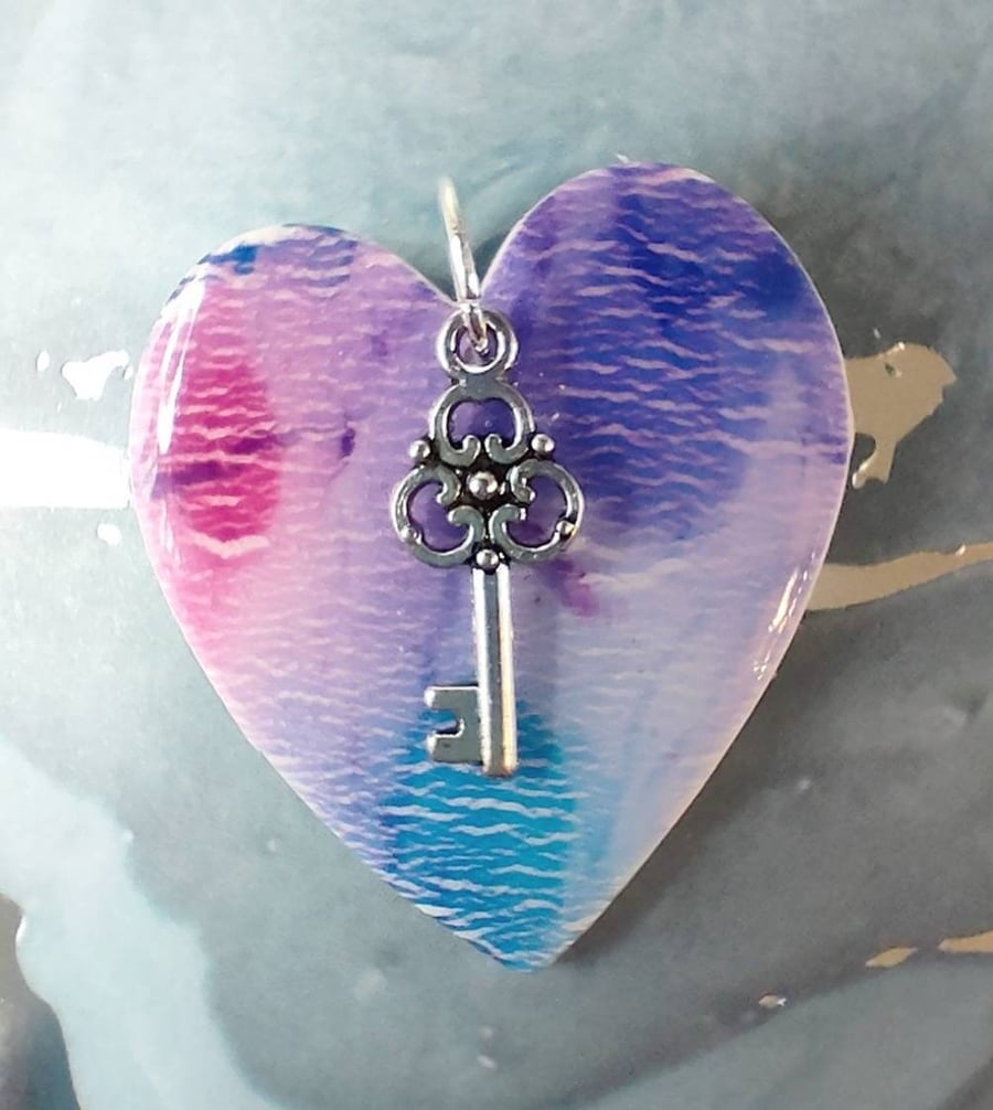 Valentine pendant hearts deals