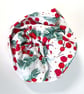 Christmas Scrunchie White Berry Print - Image 2