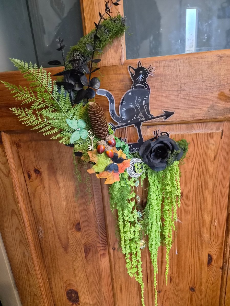 Moon Wreath