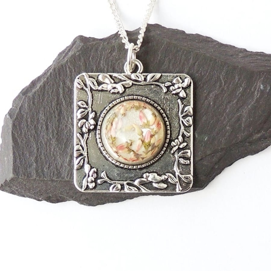 Flower Necklace with Real Heather Resin Cabochon, 18" Chain   F005