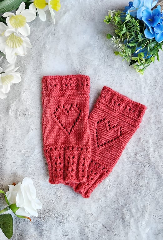 Handmade Love Heart Fingerless Gloves - Soft Red 