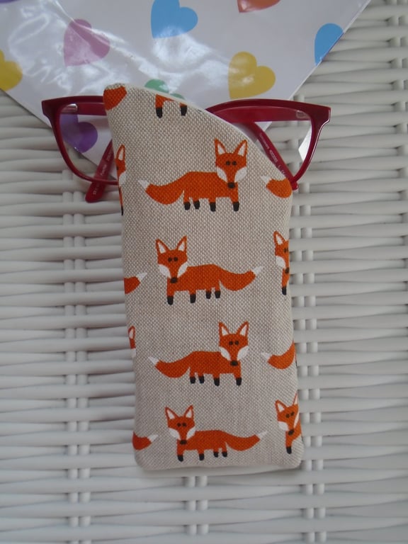 Hessian Fox Glasses Case Lined & Padded 