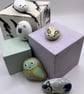 5 hand-painted pebble pets in a box - Image 4
