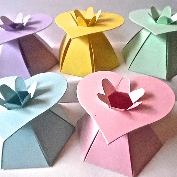 10 Heart Top Pastel favour Boxes. Baby Shower. Valentine