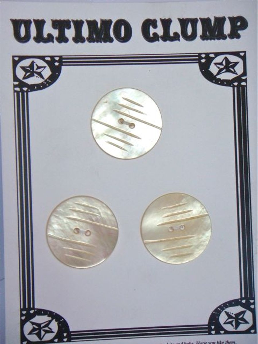 3 Vintage Carved Mother of Pearl Buttons 27mm