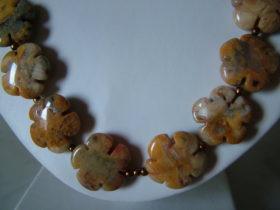 CRAZY LACE AGATE FLOWER NECKLACE - AGATE NECKLACE - FREE SHIPPING WORLDWIDE