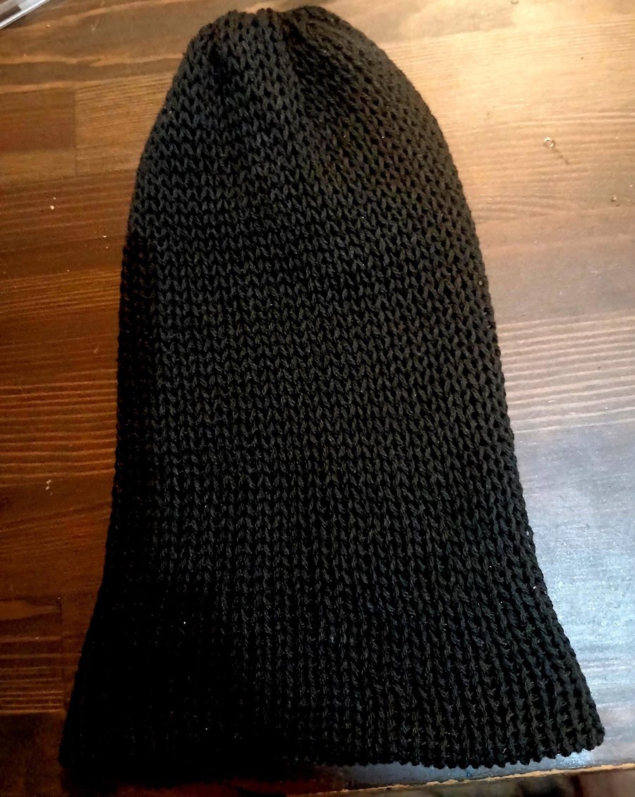 unisex adult cashmere and silk hand knitted black beanie