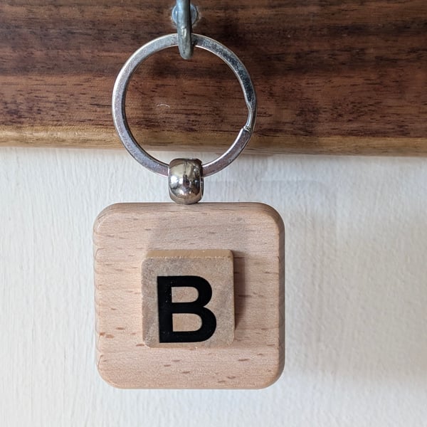 Alphabet letter tile wooden keyring - bagcharm - B