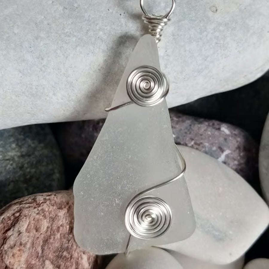 Wire-wrapped Sea Glass Necklace 